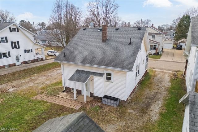 230 Superior Street, Louisville, OH 44641