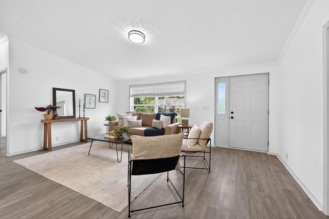 3571 Lincoln Road, Urbancrest, OH 43123