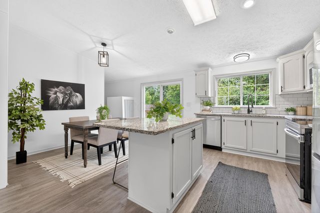 3571 Lincoln Road, Urbancrest, OH 43123