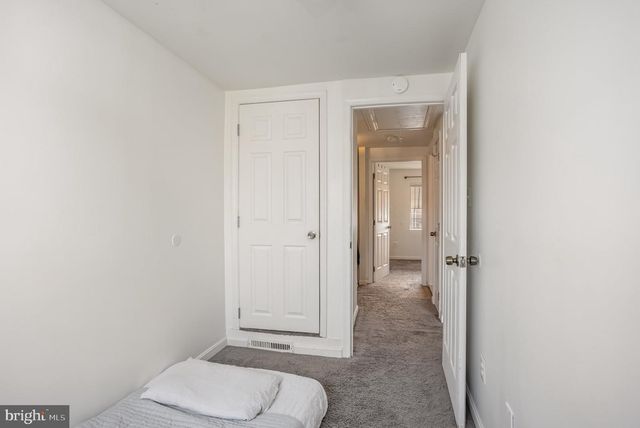 7849 SAINT CLAIRE LN, Baltimore, MD 21222