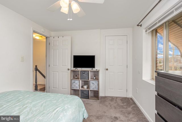 7849 SAINT CLAIRE LN, Baltimore, MD 21222