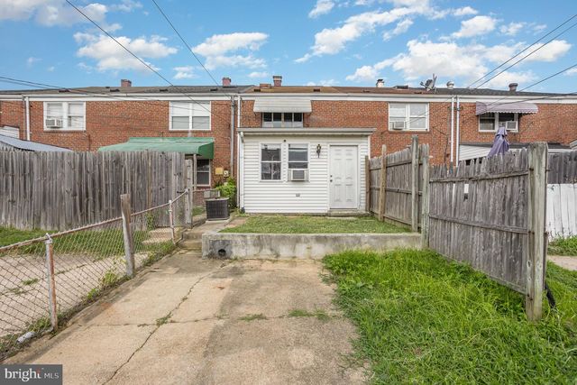 7849 SAINT CLAIRE LN, Baltimore, MD 21222