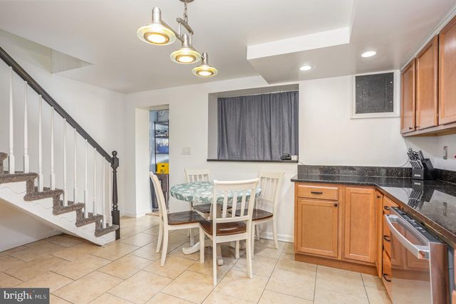 7849 SAINT CLAIRE LN, Baltimore, MD 21222