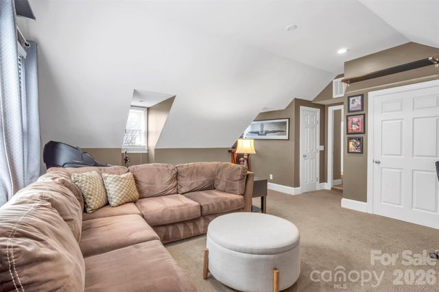 2431 Mirow Place, Charlotte, NC 28270