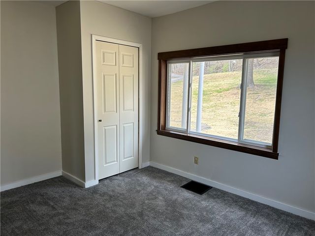 2502 7th St, New Kensington, PA 15068