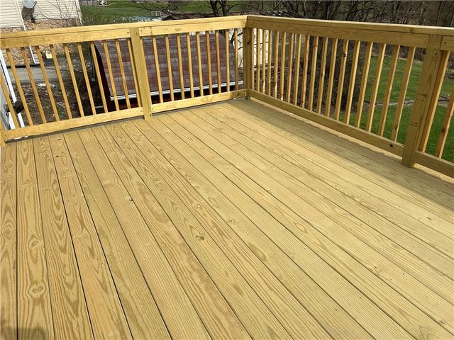 2502 7th St, New Kensington, PA 15068