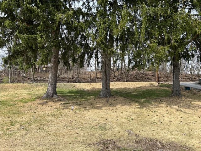 2502 7th St, New Kensington, PA 15068