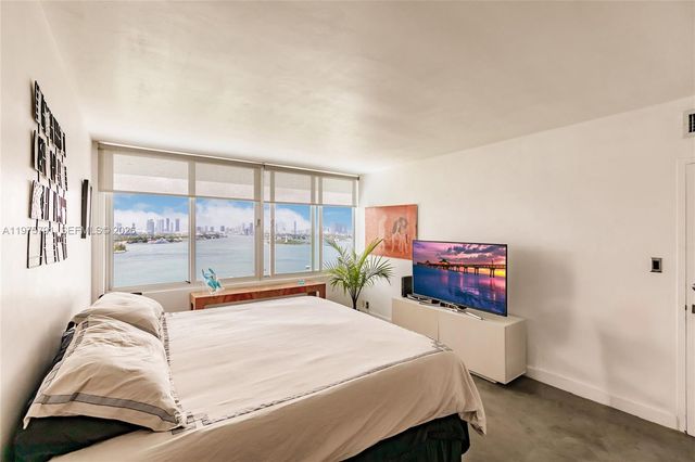 1000 West Avenue Penthouse 11, Miami Beach, FL 33139