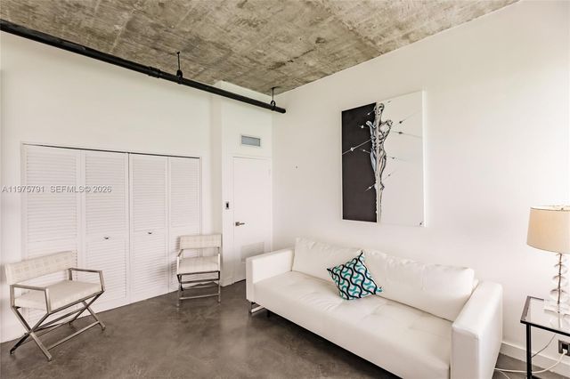 1000 West Avenue Penthouse 11, Miami Beach, FL 33139