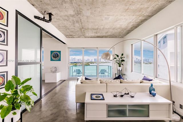 1000 West Avenue Penthouse 11, Miami Beach, FL 33139