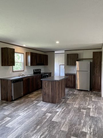 9494 Sunrise Rd, Red Boiling Springs, TN 37150
