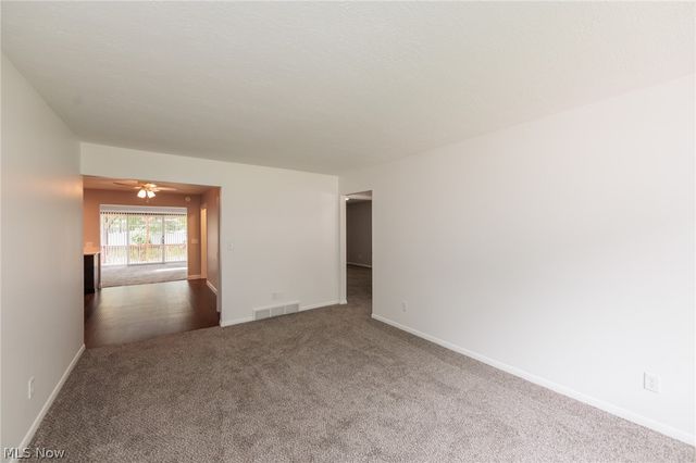 3862 & 3866 Seneca Street, Stow, OH 44224