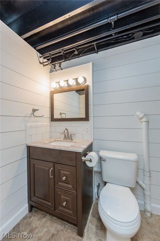 3862 & 3866 Seneca Street, Stow, OH 44224