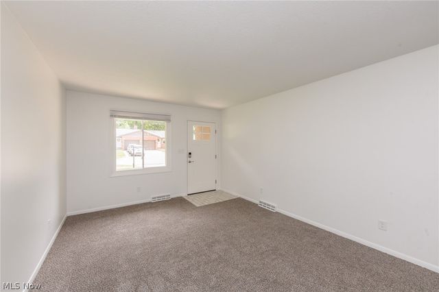 3862 & 3866 Seneca Street, Stow, OH 44224