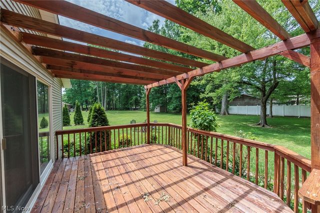 3862 & 3866 Seneca Street, Stow, OH 44224