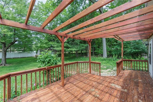 3862 & 3866 Seneca Street, Stow, OH 44224