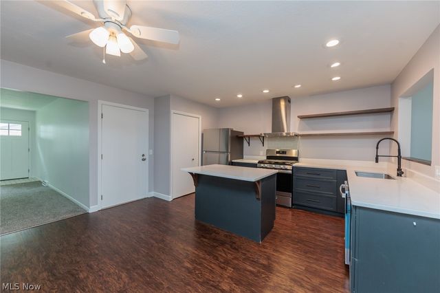 3862 & 3866 Seneca Street, Stow, OH 44224