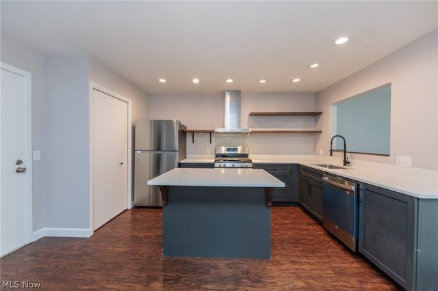 3862 & 3866 Seneca Street, Stow, OH 44224