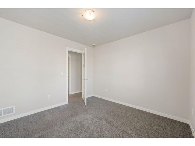214 Dorothy Dr, Berthoud, CO 80513
