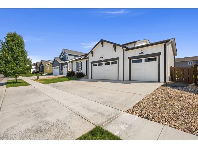 214 Dorothy Dr, Berthoud, CO 80513