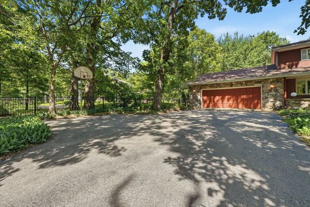 19631 NW Frontage Road, Shorewood, IL 60404