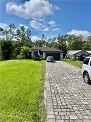 3232 4th AVE SE, Naples, FL 34117