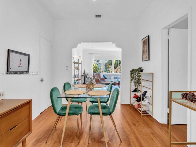 910 Lenox Ave 2, Miami Beach, FL 33139