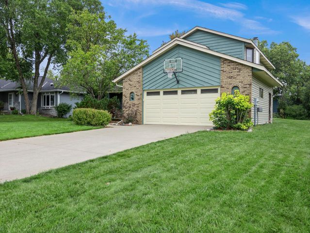 4141 154th Court W, Rosemount, MN 55068