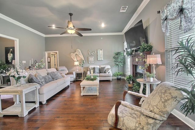 4418 Union Dr, Addis, LA 70710