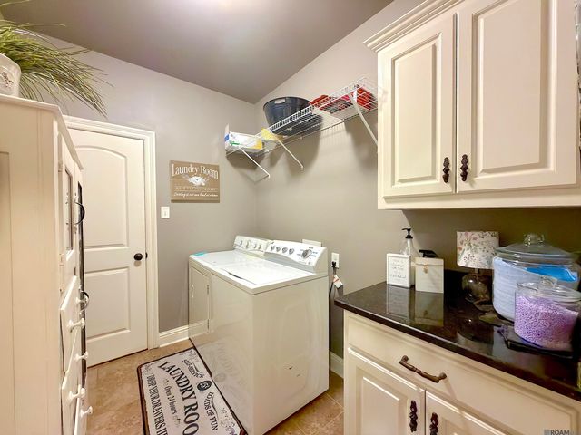 4418 Union Dr, Addis, LA 70710