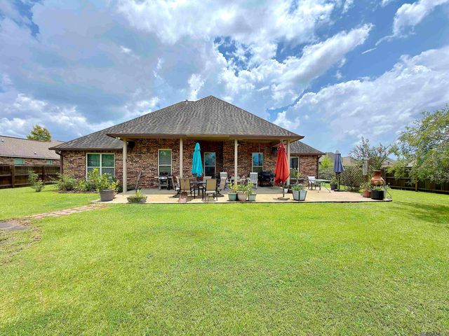 4418 Union Dr, Addis, LA 70710
