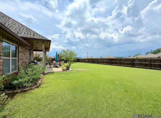 4418 Union Dr, Addis, LA 70710