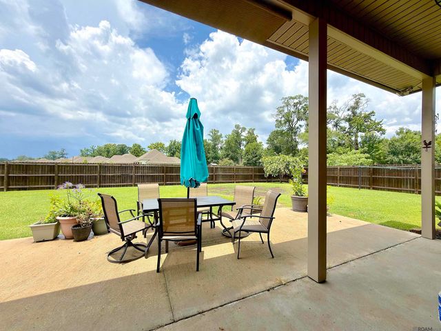 4418 Union Dr, Addis, LA 70710