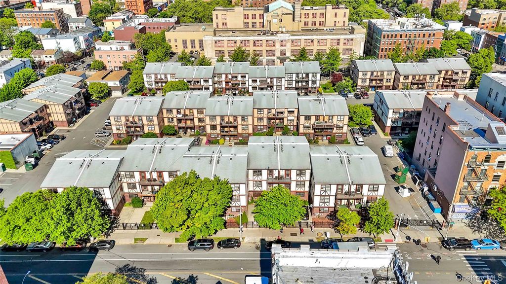 827 E 161st Street B, Bronx, NY 10459