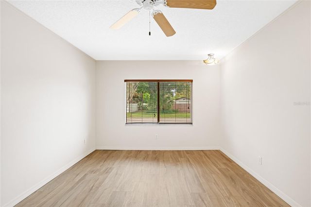 5527 COMMONWEALTH AVENUE N, St Petersburg, FL 33703