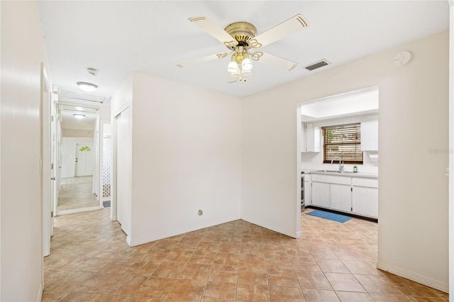 5527 COMMONWEALTH AVENUE N, St Petersburg, FL 33703