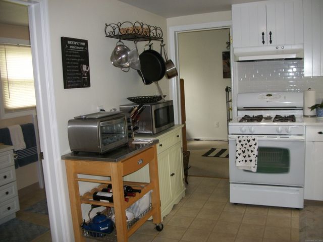 164 Belltown Road, Stamford, CT 06905