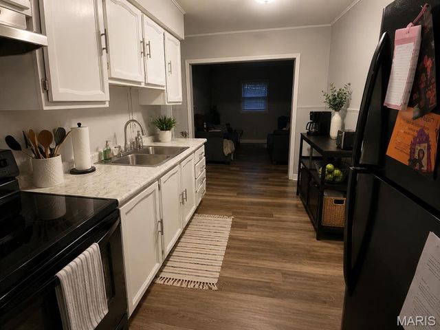 3743 Wright Avenue, St Ann, MO 63074