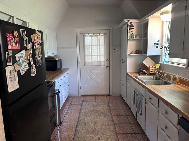 297 Vista Dr, Sandia, TX 78383
