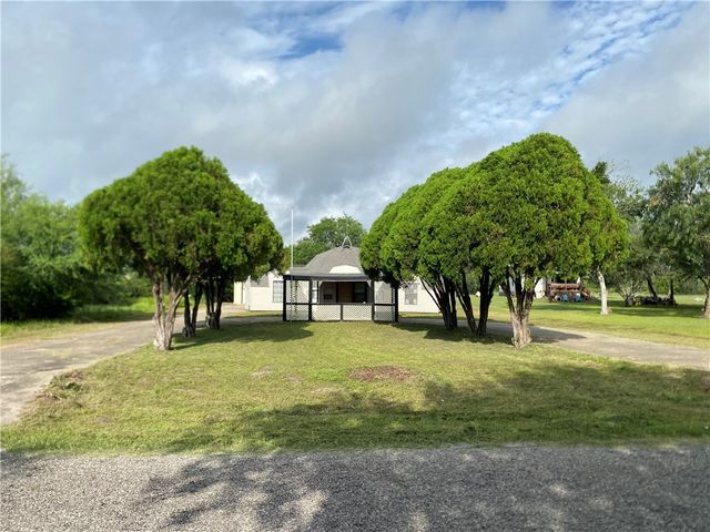 297 Vista Dr, Sandia, TX 78383