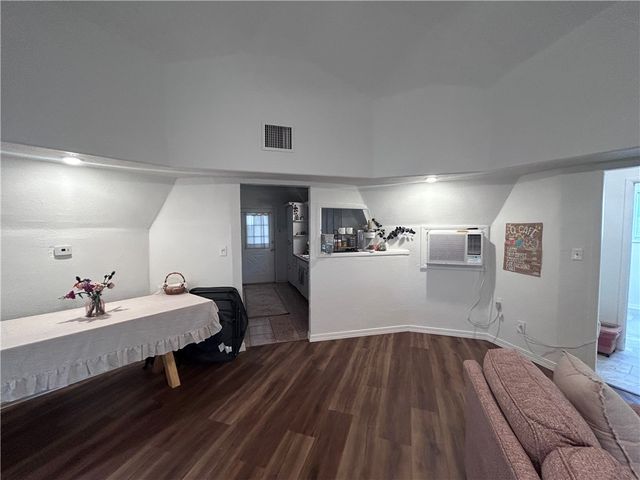 297 Vista Dr, Sandia, TX 78383
