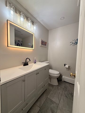 67 Algonquin St, Wareham, MA 02532