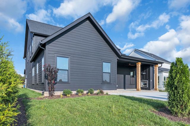 5201 Fairhaven Ct, Thompsons Station, TN 37179