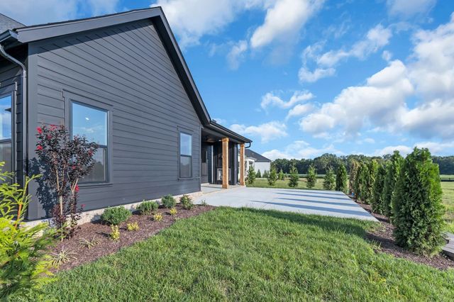 5201 Fairhaven Ct, Thompsons Station, TN 37179