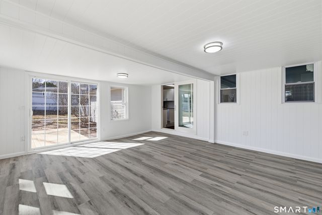 109 Glenwood Drive, Plainville, CT 06062