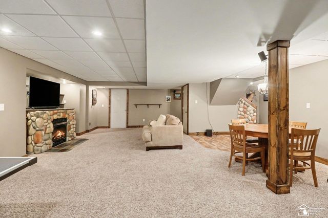 23728 W Creek Drive, Huron Twp, MI 48164