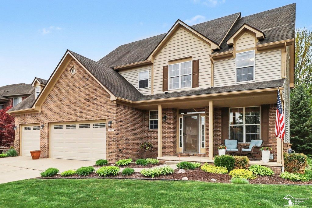 23728 W Creek Drive, Huron Twp, MI 48164