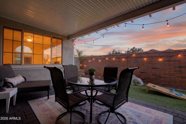 2060 S AGNES Lane, Gilbert, AZ 85295