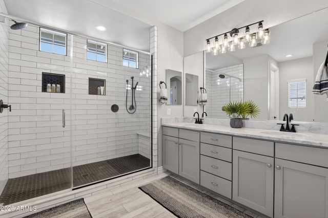 2060 S AGNES Lane, Gilbert, AZ 85295