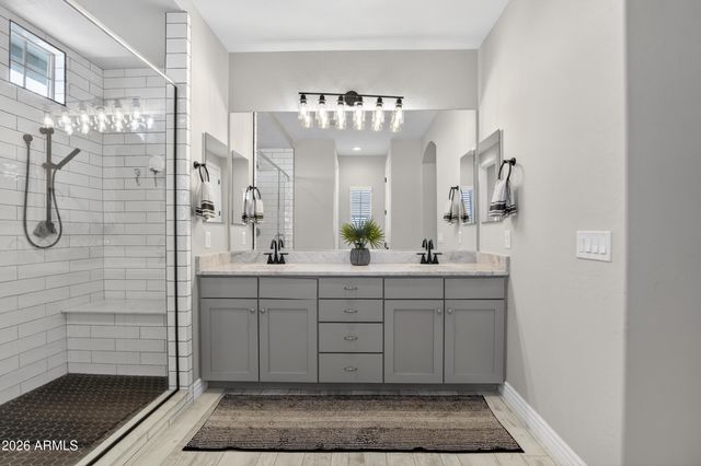 2060 S AGNES Lane, Gilbert, AZ 85295